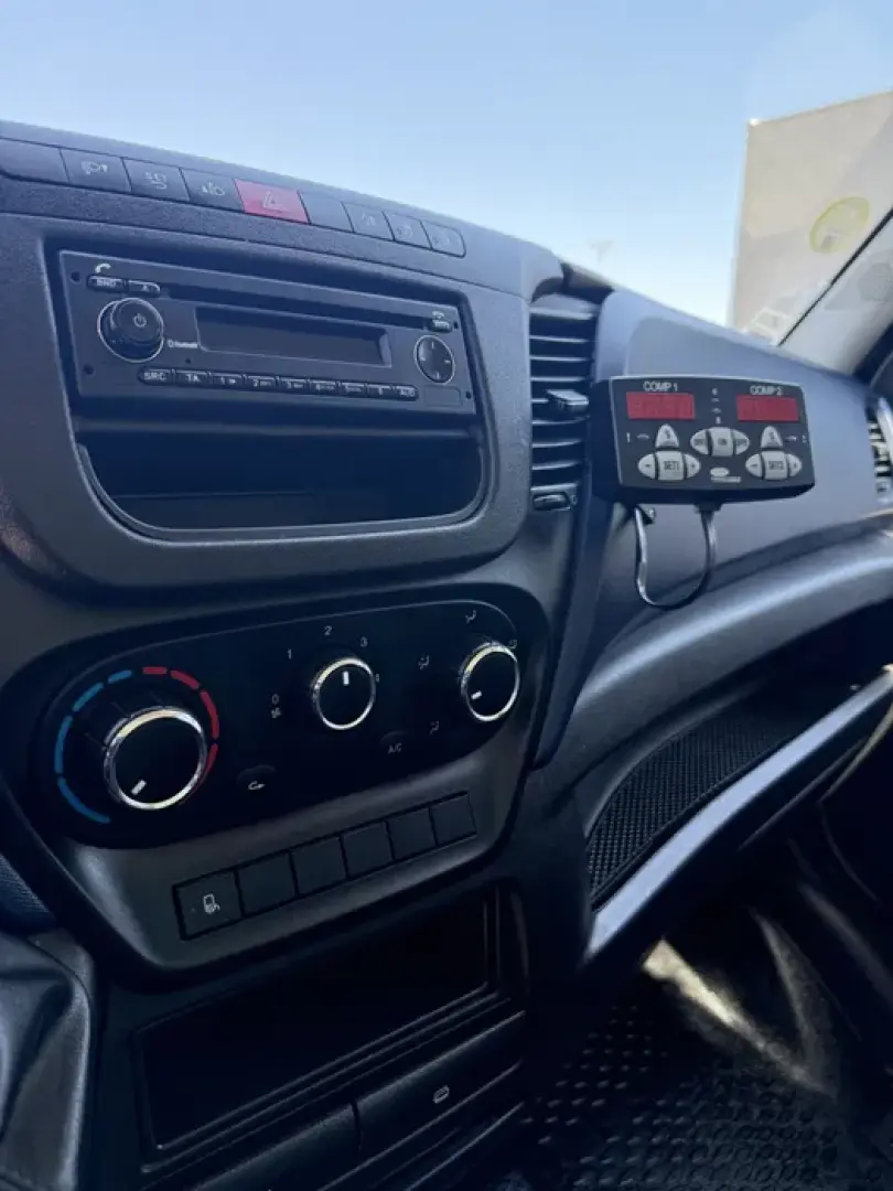 Iveco Daily 35S14 Congelare Cutie-Automata