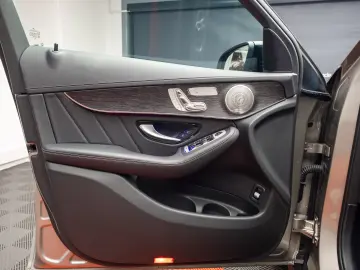 Mercedes-Benz GLC 220 d 4Matic