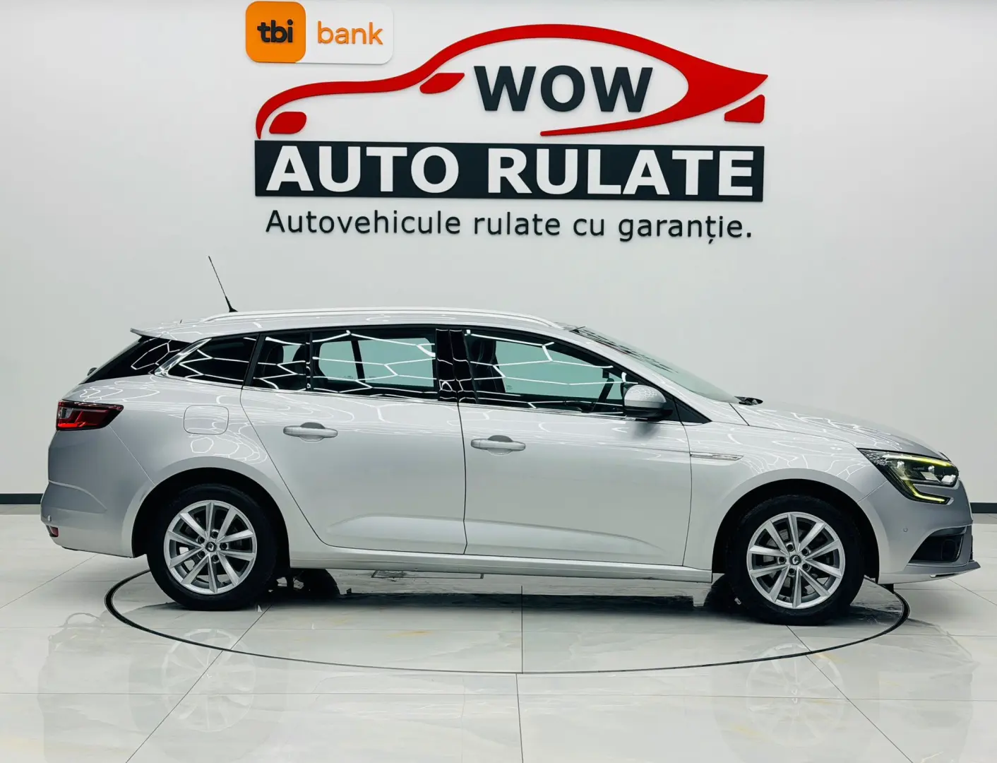 RENAULT MEGANE ENERGY 2017 1.2I E6