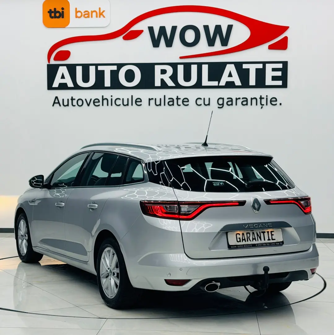 RENAULT MEGANE ENERGY 2017 1.2I E6