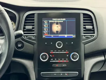 RENAULT MEGANE ENERGY 2017 1.2I E6