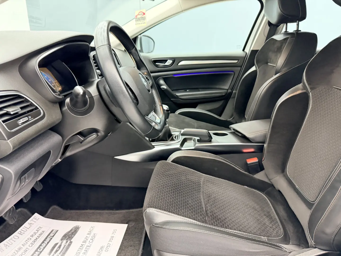 RENAULT MEGANE ENERGY 2017 1.2I E6