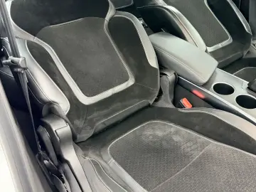 RENAULT MEGANE ENERGY 2017 1.2I E6