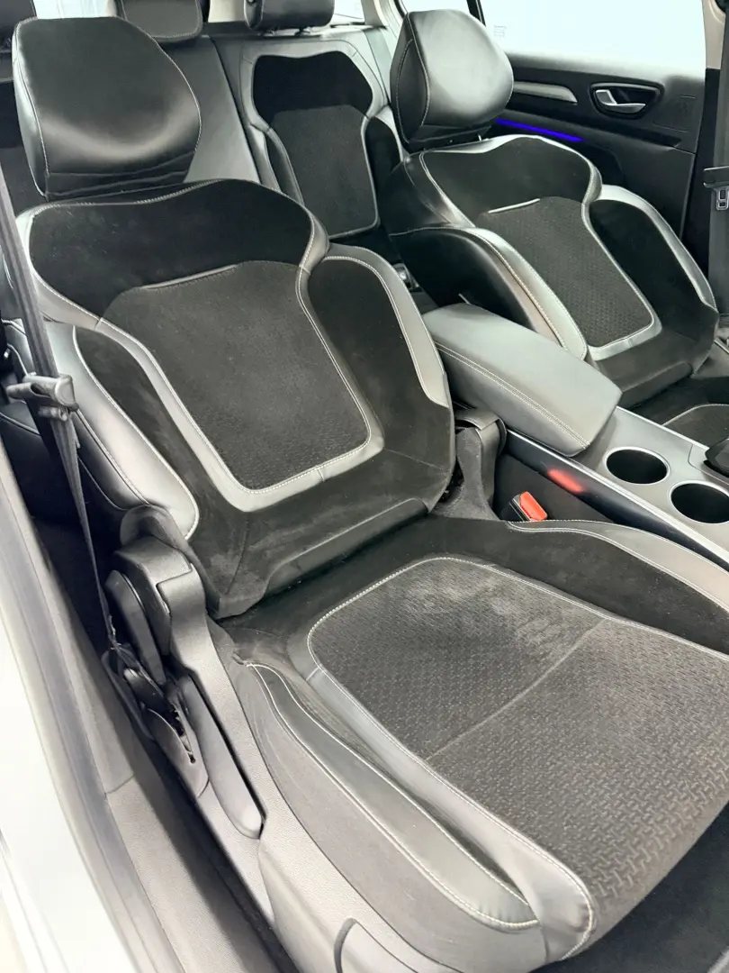 RENAULT MEGANE ENERGY 2017 1.2I E6