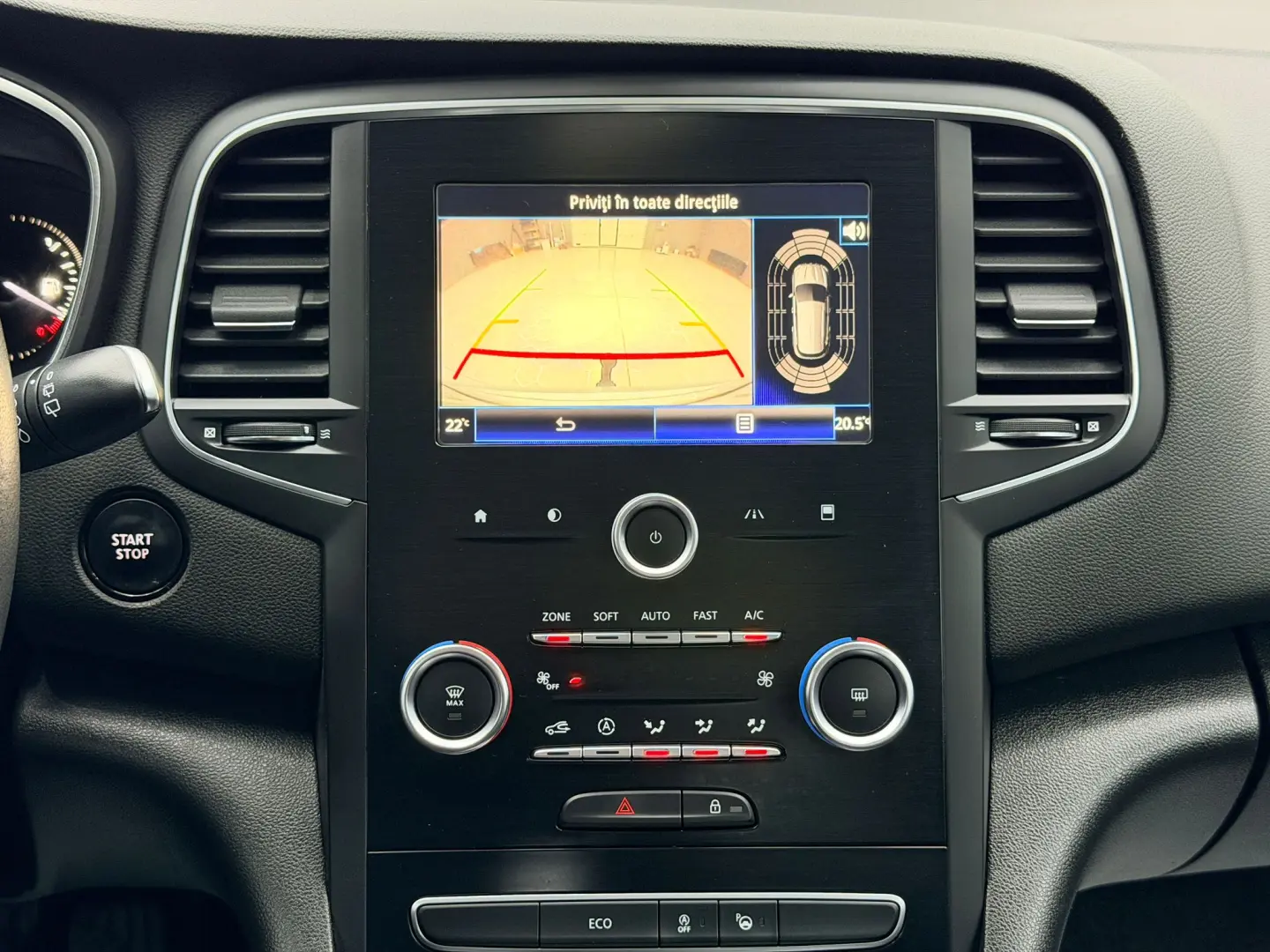 RENAULT MEGANE ENERGY 2017 1.2I E6