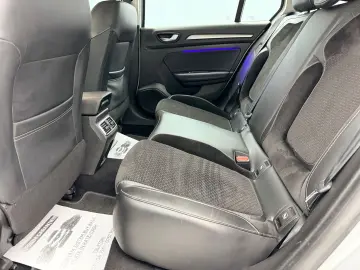 RENAULT MEGANE ENERGY 2017 1.2I E6