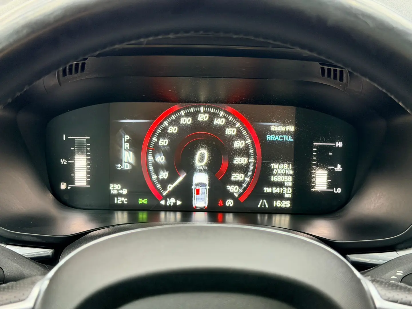 VOLVO XC60 2018 2.0I E6