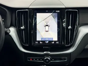 VOLVO XC60 2018 2.0I E6