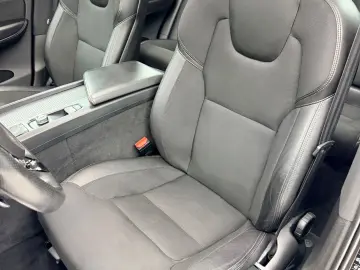 VOLVO XC60 2018 2.0I E6
