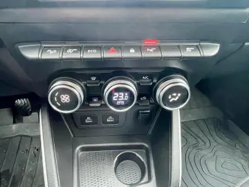 Dacia Duster 4WD 1 5 diesel-Stare foarte buna