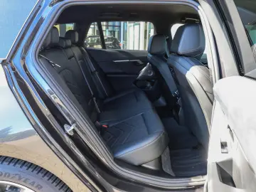 540d Touring xDrive M-Sport Pro STANDHZ AHK B&W