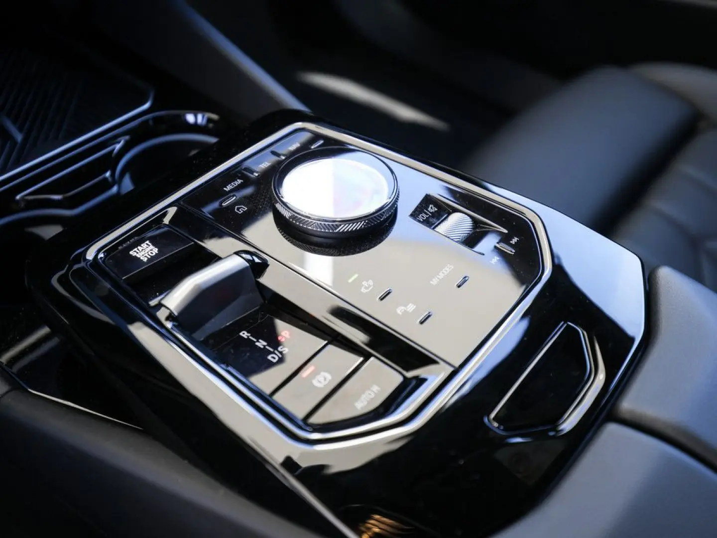 540d Touring xDrive M-Sport Pro STANDHZ AHK B&W