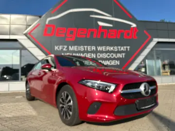 A 180 A -Klasse A 180 d LED ACC NAVI KAMERA