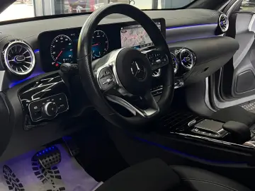 A 180d 8G AMG NIGHT AUGR KAM DAB SOUND TOTW AMBT