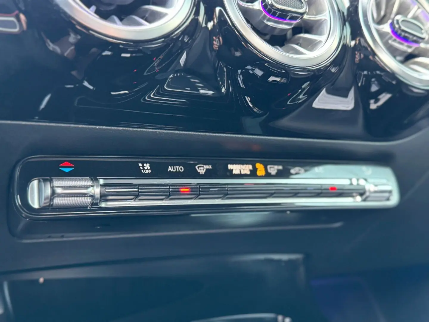 A 180d Progressive Limousine NAV CAM NIGHT 1.HD