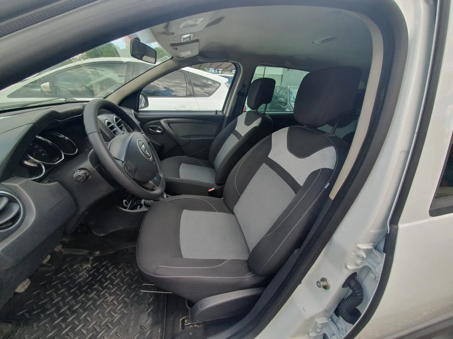 Dacia Duster 1.2 - Benzina - 125 hp - 130.240 km 4 x 4