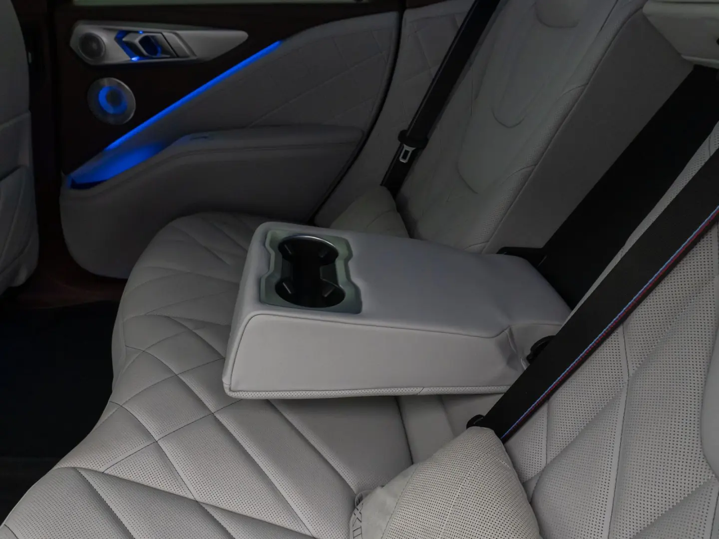 XM Individual M Sitze DAB B&W Massage SoftClose