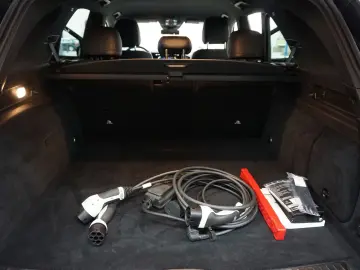 GLE 350 de AMG LINE SOUND AHK ACC 360  MULTIBEAM