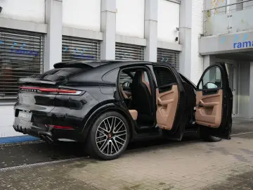E-Hybrid Coupé SPORTDESIGN-ACC-LUFT-PANO-22TURBO