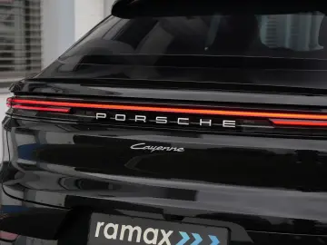 E-Hybrid Coupe SPORTDESIGN