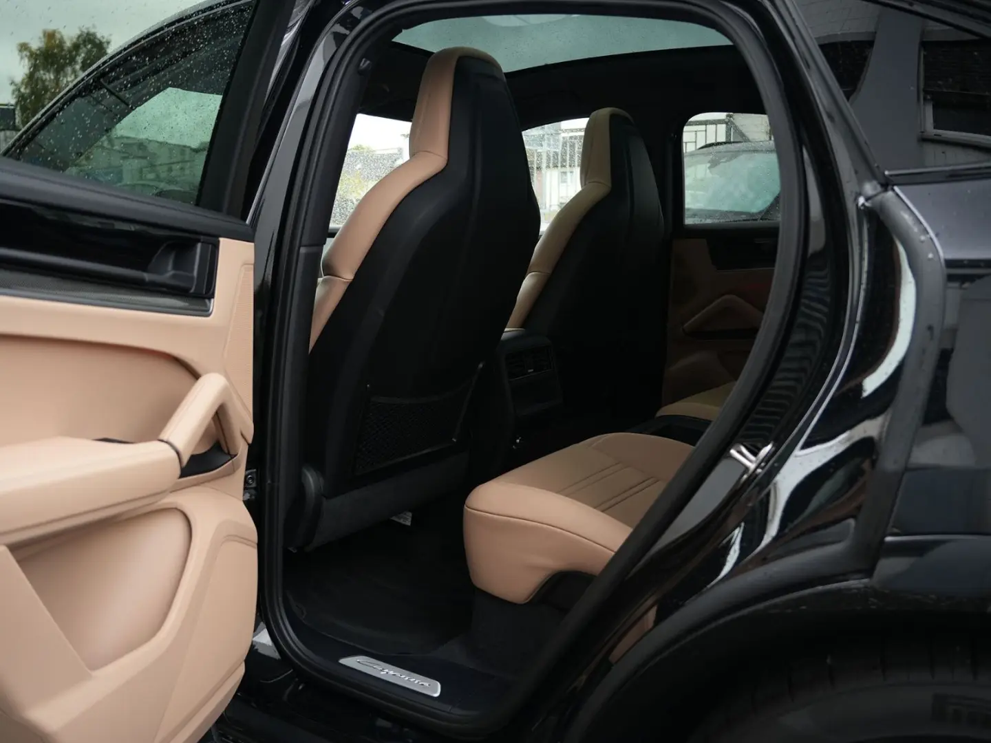 E-Hybrid Coupe SPORTDESIGN