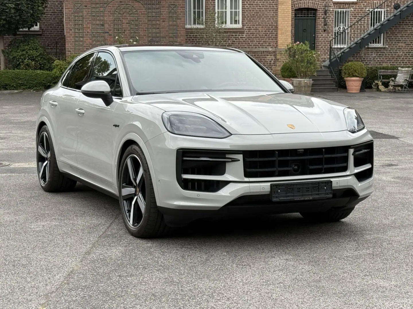 Cayenne E-Hybrid Coupe SPORTDESIGN