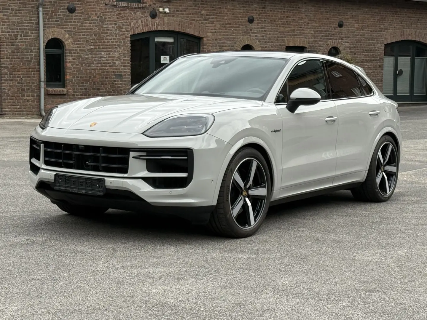 Cayenne E-Hybrid Coupe SPORTDESIGN