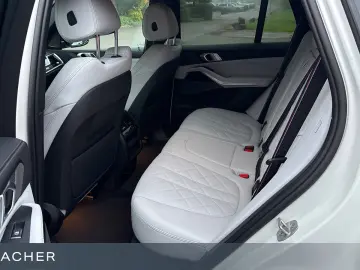 X5 xDrive30d M-Sport