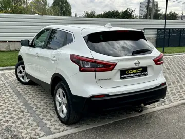 Nissan Qashqai carlig remorcare 154.000 Km  garantie  rate