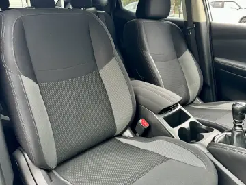 Nissan Qashqai carlig remorcare 154.000 Km  garantie  rate