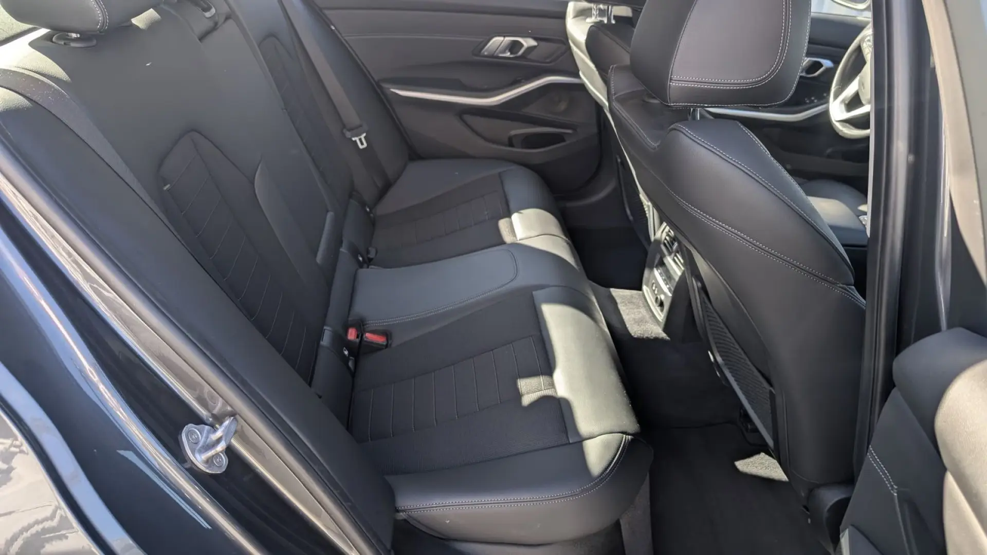 318i Limousine Advantage HiFi LED Komfortzg.