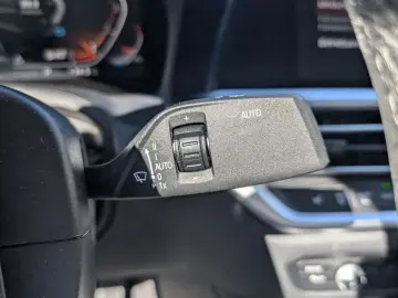 318i Limousine Advantage HiFi LED Komfortzg.