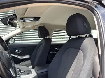 318i LimA Navi LED SHZ ParkAss DAB