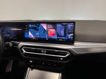 Lim. 320d LiveCockpit ACC LED SD Spur