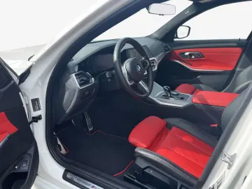 320e Aut. M Sport  AHK