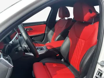 320e Aut. M Sport  AHK