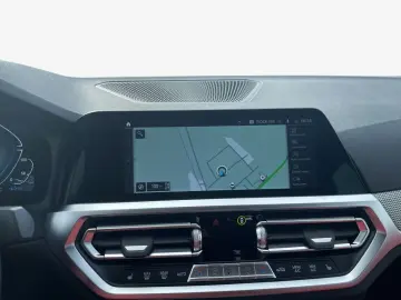 320e Aut. M Sport  AHK