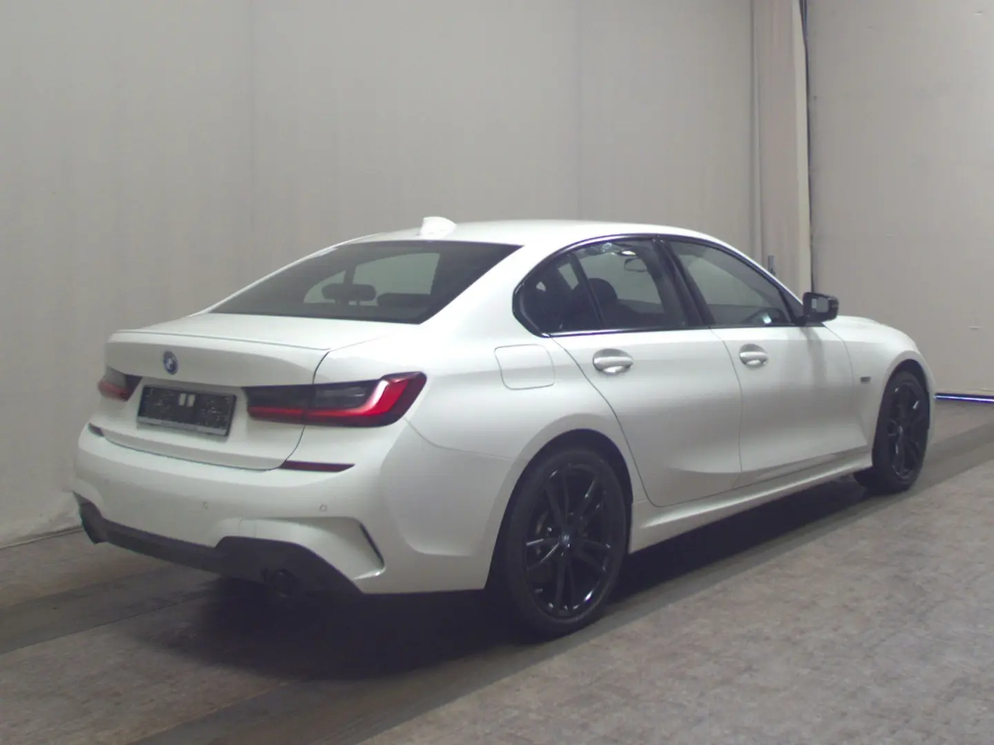 320e M-Sport Shadow Navi LED LC-Pro HiFi