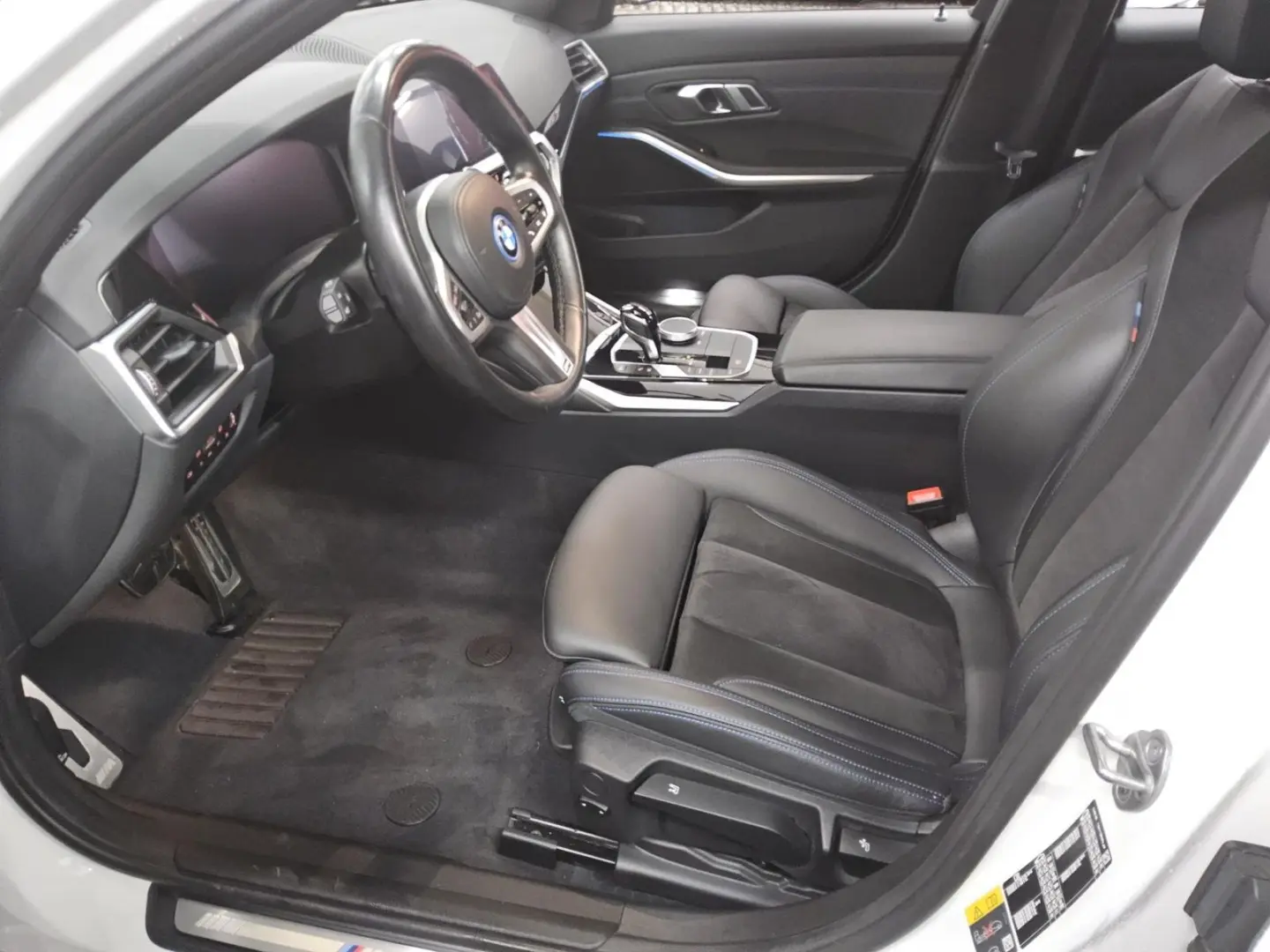 320e M-Sport Shadow Navi LED LC-Pro HiFi