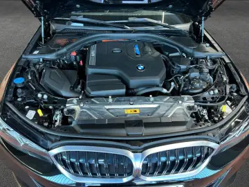 320e Aut.  SHZ  PDC  Sportsitz