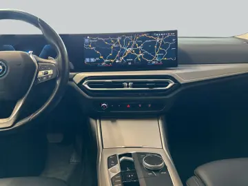 320e Aut.  SHZ  PDC  Sportsitz