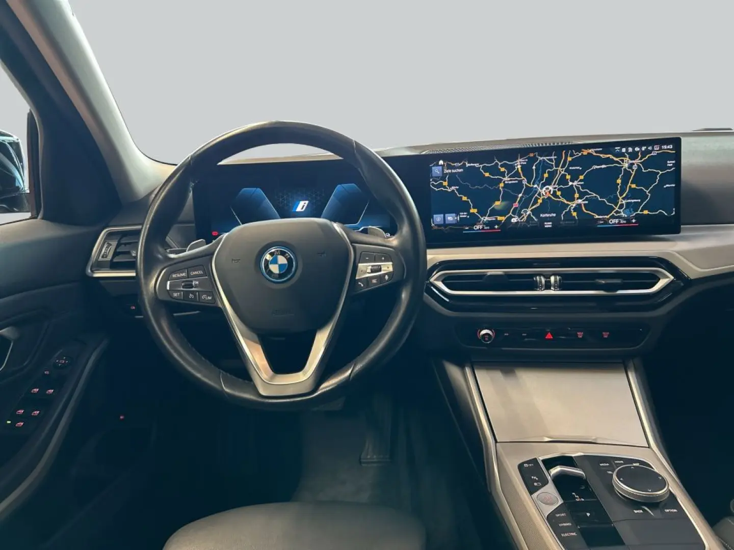 320e Aut.  SHZ  PDC  Sportsitz