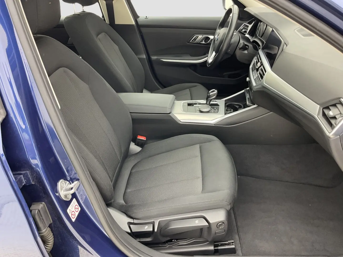 320i Limousine Navi Head-Up Laser PDC HiFi