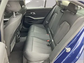 320i Limousine Navi Head-Up Laser PDC HiFi