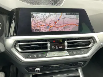320i Limousine Navi Head-Up Laser PDC HiFi