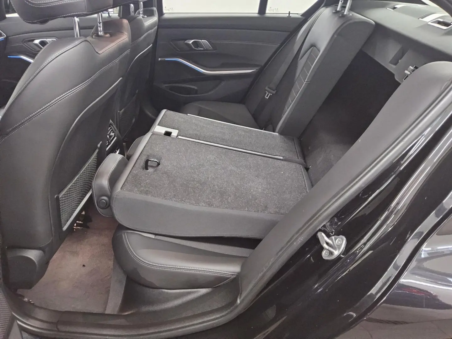 320e Sport-Line Navi LED LC Prof. Hifi RFK