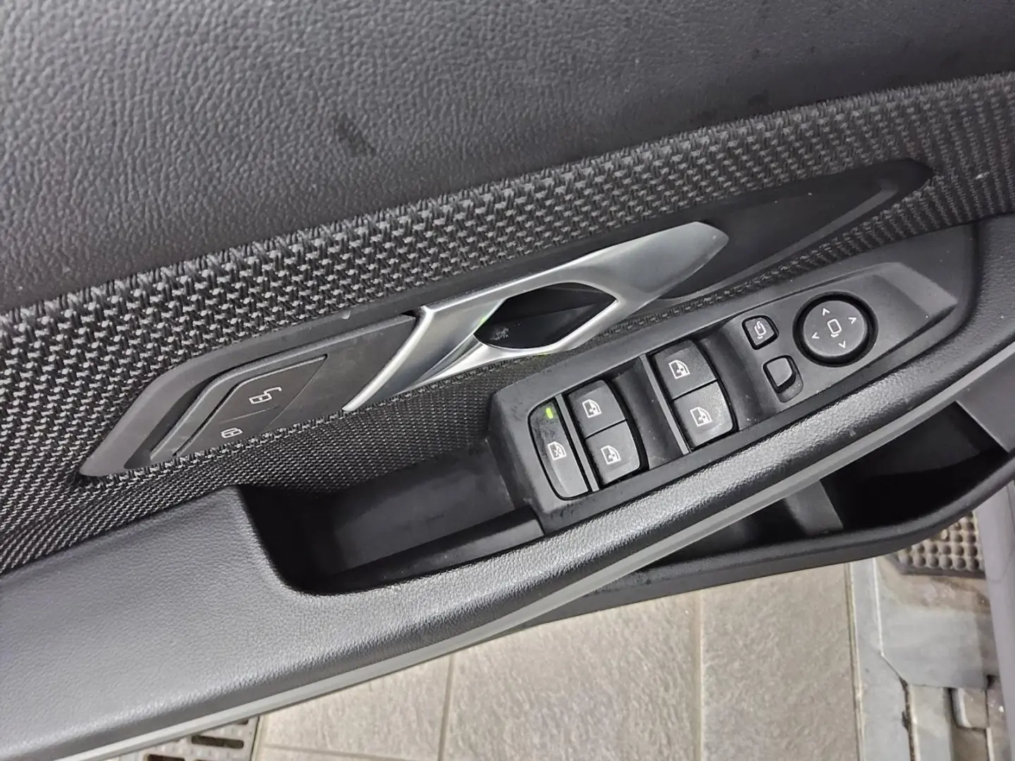 320e Advantage Navi LC Prof. LED PDC SHZ