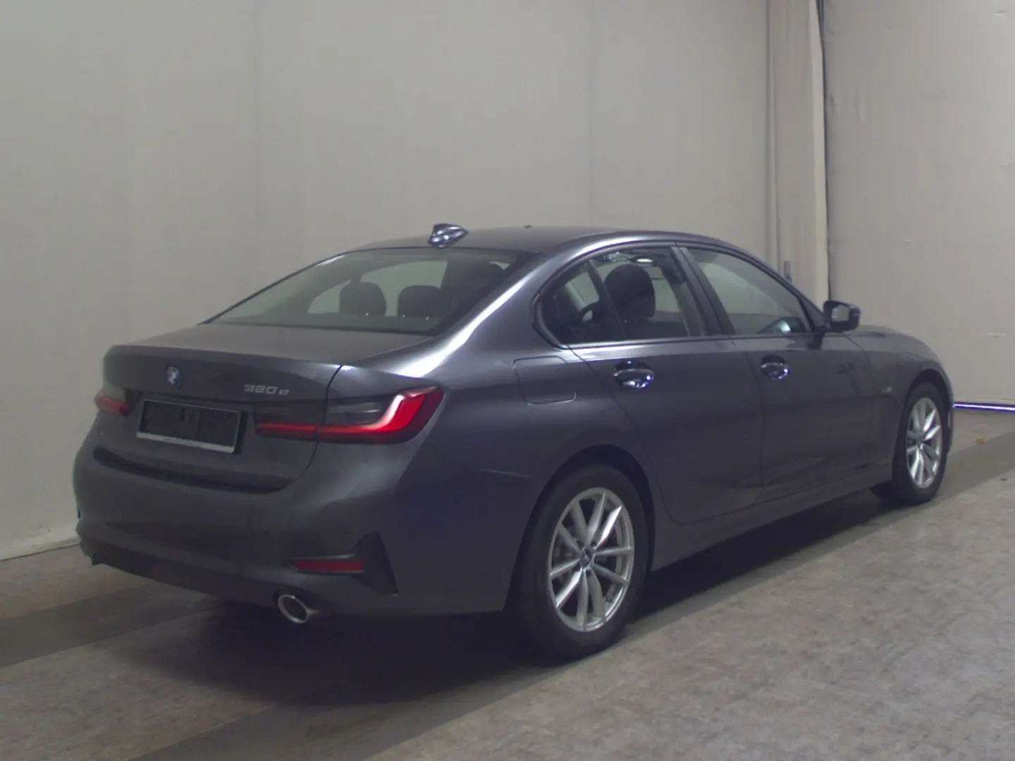 320e Advantage Navi LC Prof. LED PDC Shz