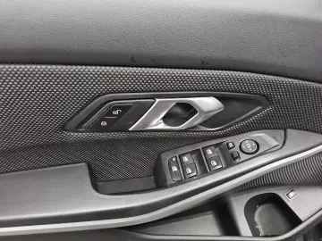 320e Advantage Navi LC Prof. LED PDC Shz