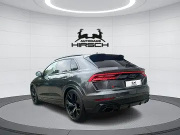 RSQ8 quattro Dynamik  305km h B&O Massage